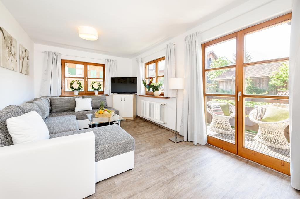 "Ferienwohnung Ess" - Annehmlichkeiten Von 4-Sterne Familien-Und Wellnesshotel Viktoria Koennen Mitbenutzt Werden Оберстдорф Экстерьер фото
